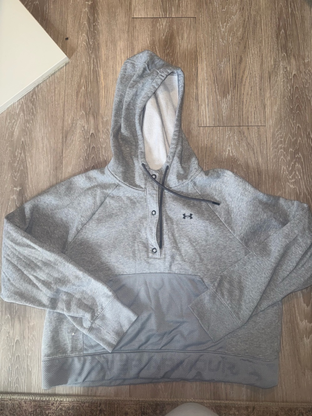 Under Armour Gray Hooded Pullover Sweatshirt